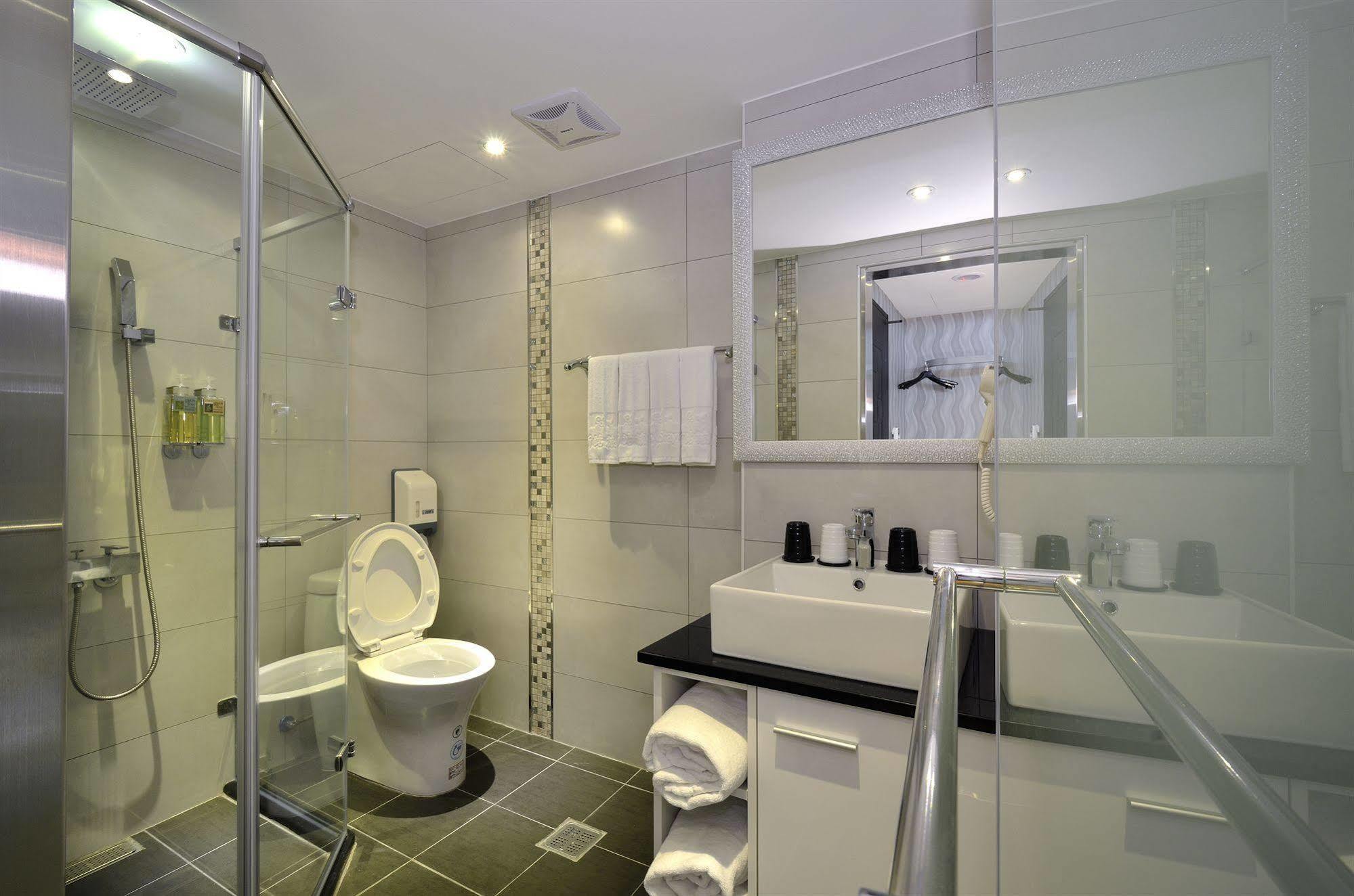 New Stay Inn II - Nanxi Taipei Luaran gambar